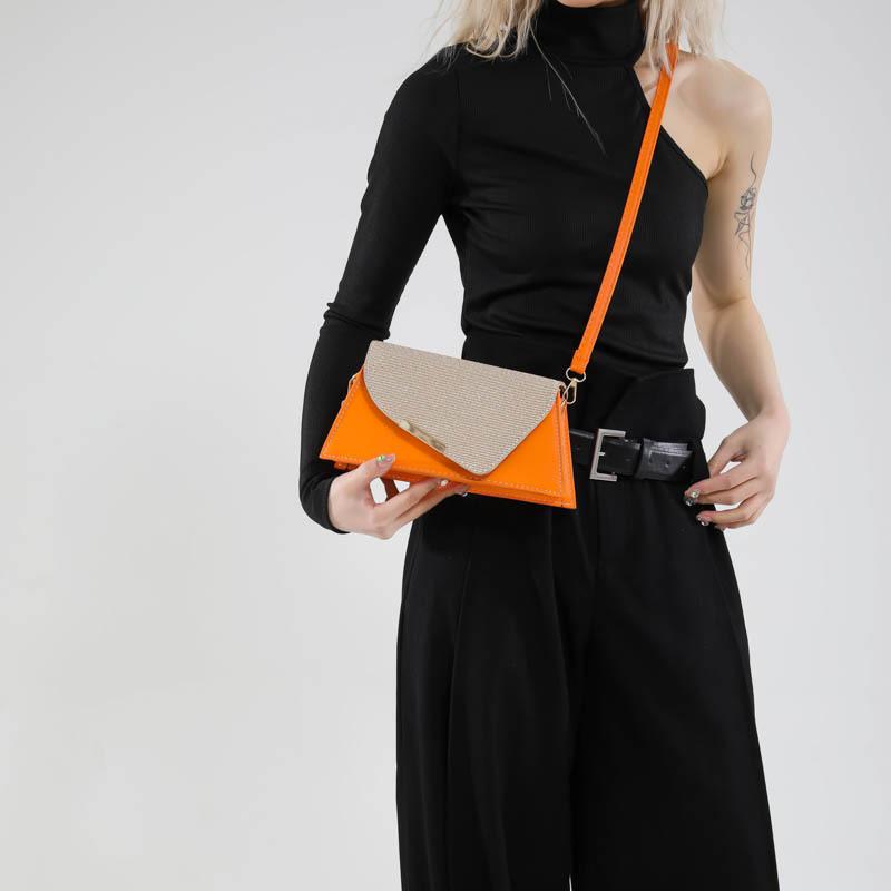 Internet Celebrity Fashion Simple Personality Small Bag Women 2025 Autumn and Winter New Versatile Ins Shoulder Messenger Bag Small Square Bag