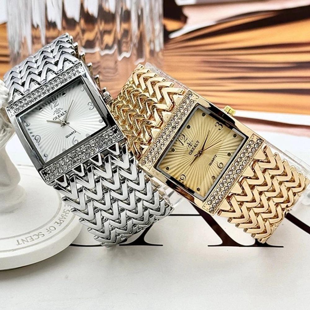 New Fashion Women Watches Simple Rhinestone Square Quartz Watch Casual Bracelet Women Watch Clock Dress Watches Relogio Feminino