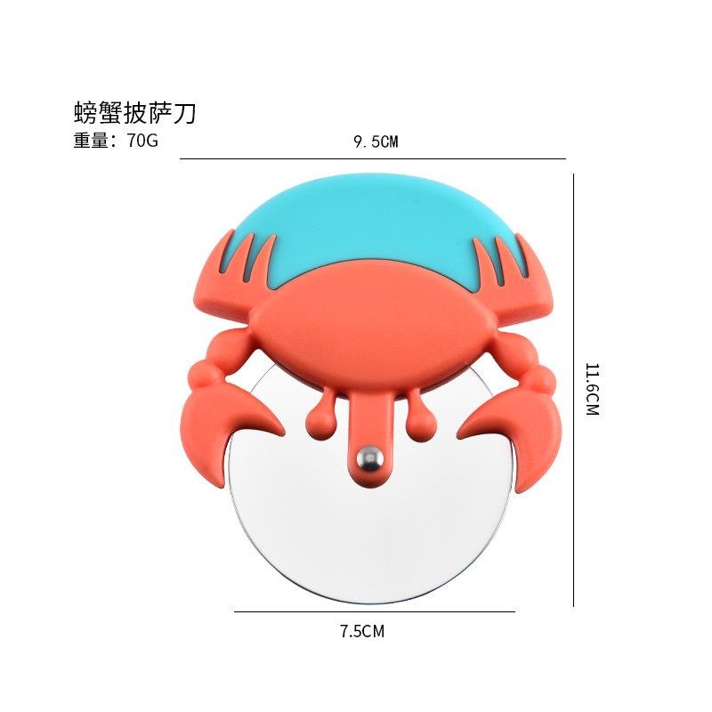 Pizza Cutter Wheel Axe Shaped Stainless Steel Pizza Knife With Bamboo Handles and Sharp Rotating Blades Pizza Slicer Roll