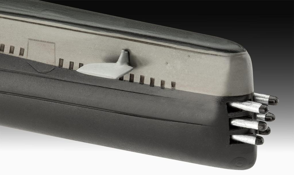 German Revell scale Nautilus plastic model kit 05184 1/305 U.S.S. (submarine)