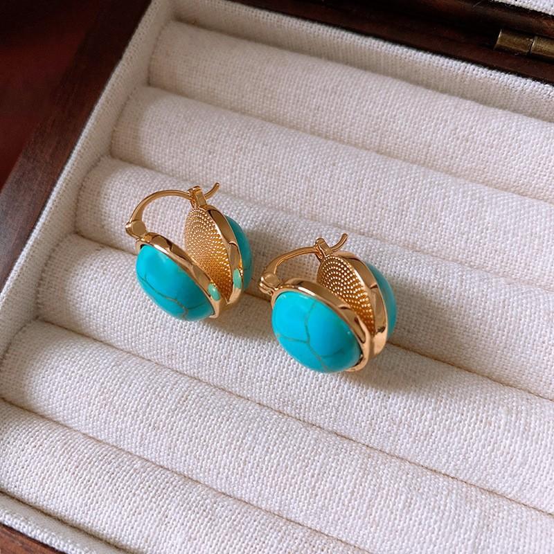 Medieval Vintage Silver Needle Retro High-end Earrings Light Luxury Versatile Earrings Court Style Niche Earrings