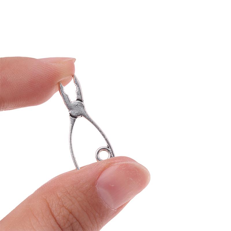 1/6 1/12 Dollhouse Miniature metal Repair Tools Wrench mini Hammer Scissors for Doll House accessories Decoration