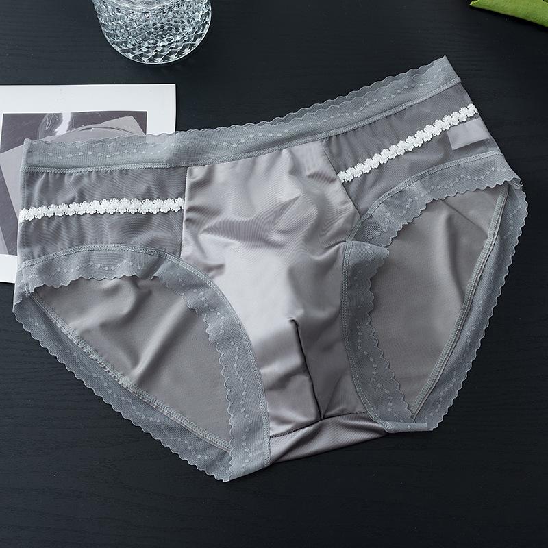 Men's Hot-Selling Seamless Ice Silk Briefs with 3D Pouch - High Elastic & Breathable