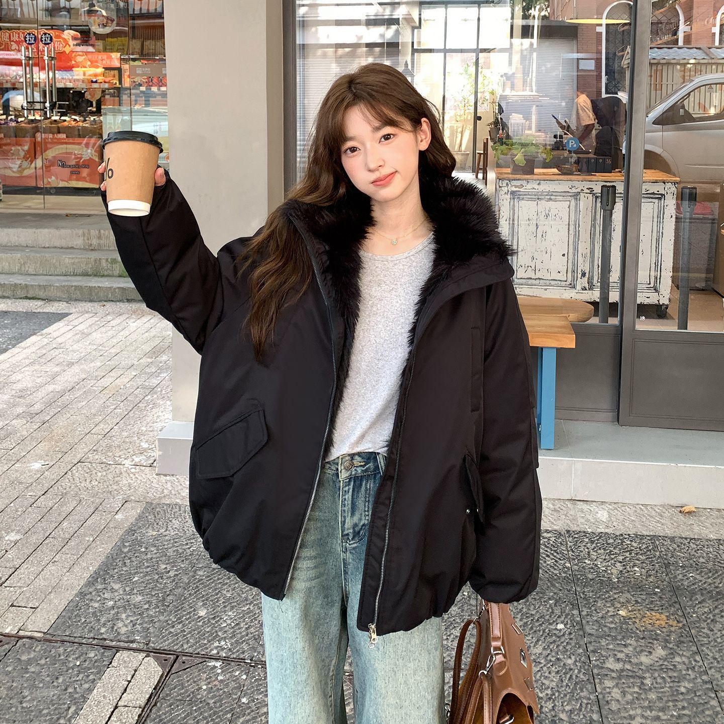

Zuo Shan Diao 2025 Women s Loose Winter Cotton Jacket with Fur Collar - Thickened American Style Overcoat for Warmth. XL (Recommended 150-170 lbs) чорний