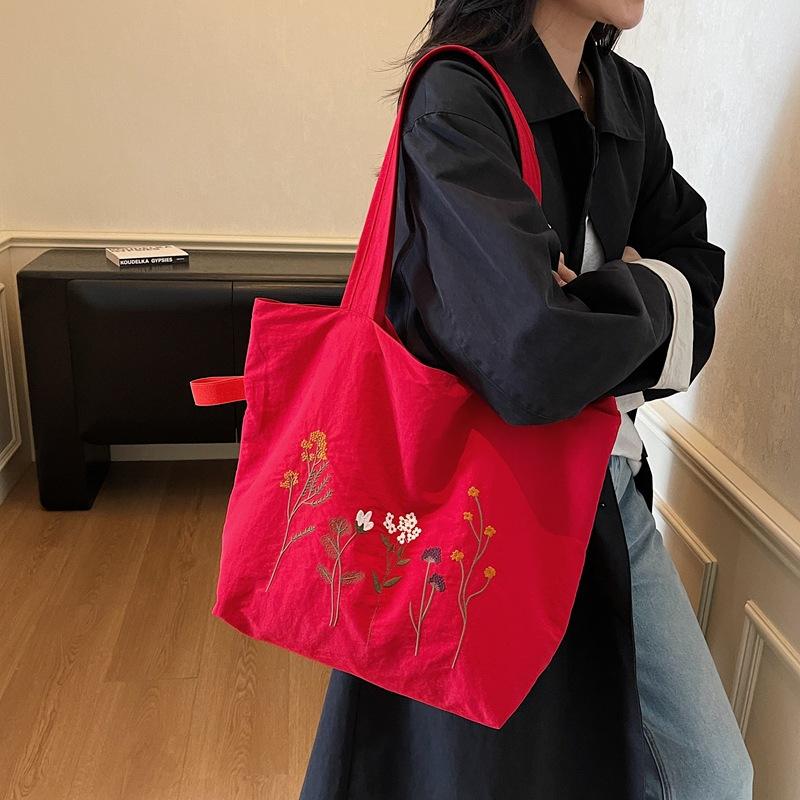 Summer Large-capacity Commuter Shoulder Tote Bag Women's New Fashion Embroidery Cloth Bag Bag Underarm Bag