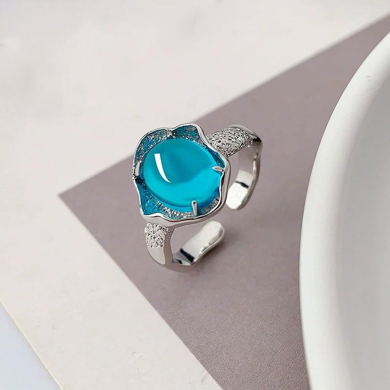

Chinese Ice Zircon Egg Face Cuff Finger Rings For Women Fashion New Jewelry Gift Party Music Festival anillos mujer resizable