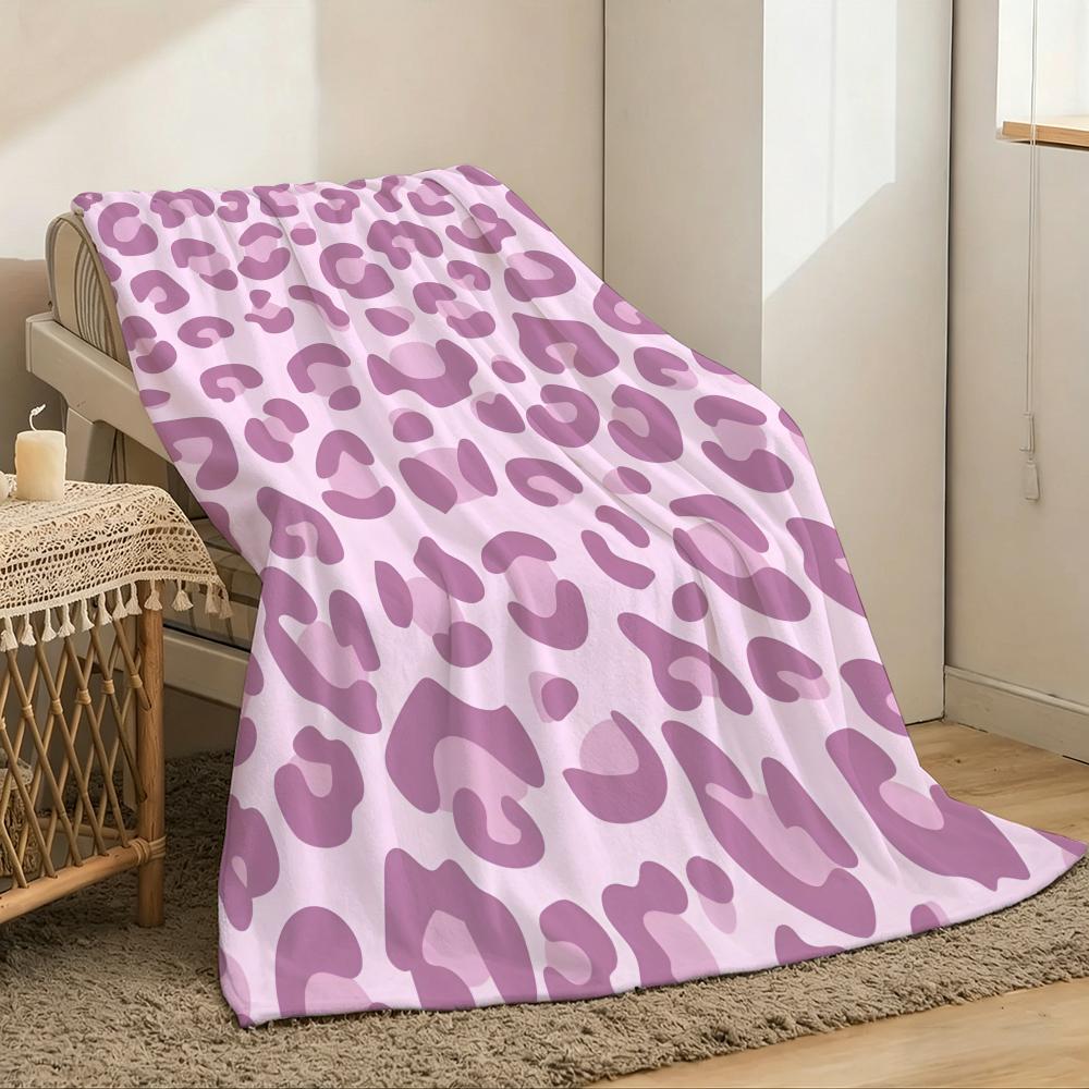 Leopard Print Throw Lightweight 240g Flannel Blanket Soft Skin-friendly for Summer Cooling