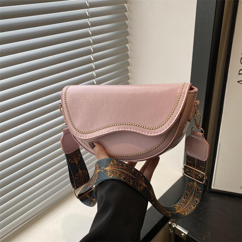 Shoulder bag women's 2025 new retro American versatile niche ins design sense oblique span bag women
