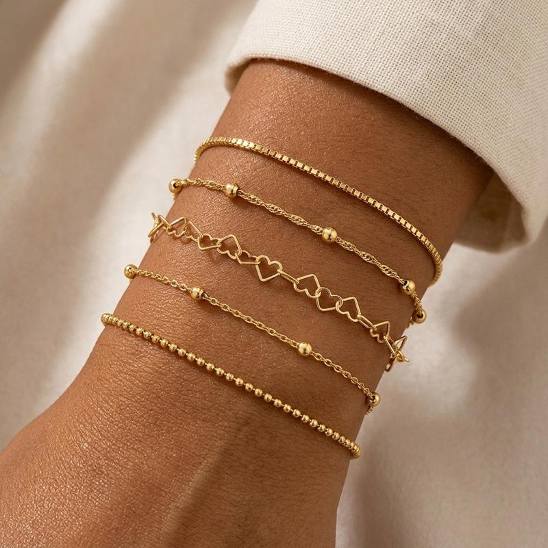 5Pcs Bohemian Metal Heart-Shaped Bracelet Set for Women Fashion Gold Color Multi-Layer Adjustable Hand Chain Holiday Zircon