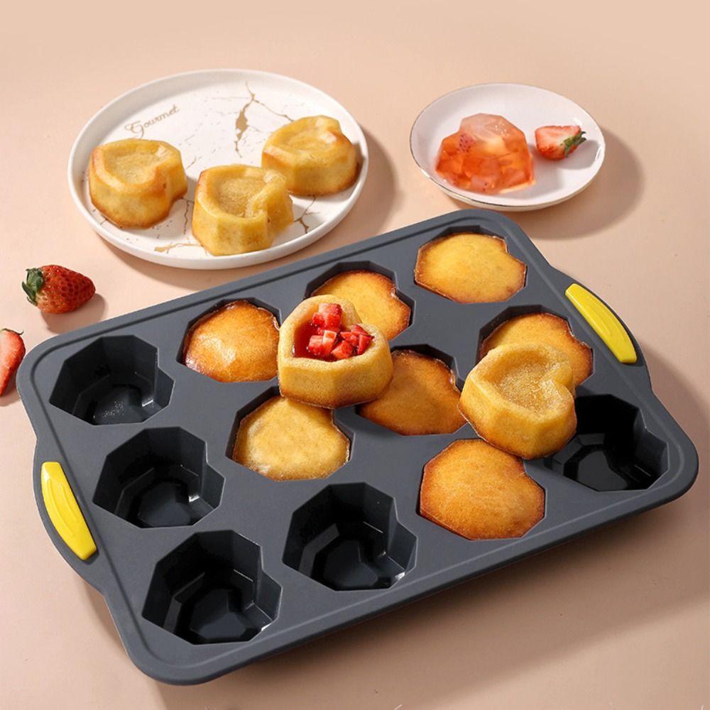 Non-stick Heart-Shaped Baking Mold 12-Cavity Chocolate Mold Silicone Cake Mold  Brownies Making