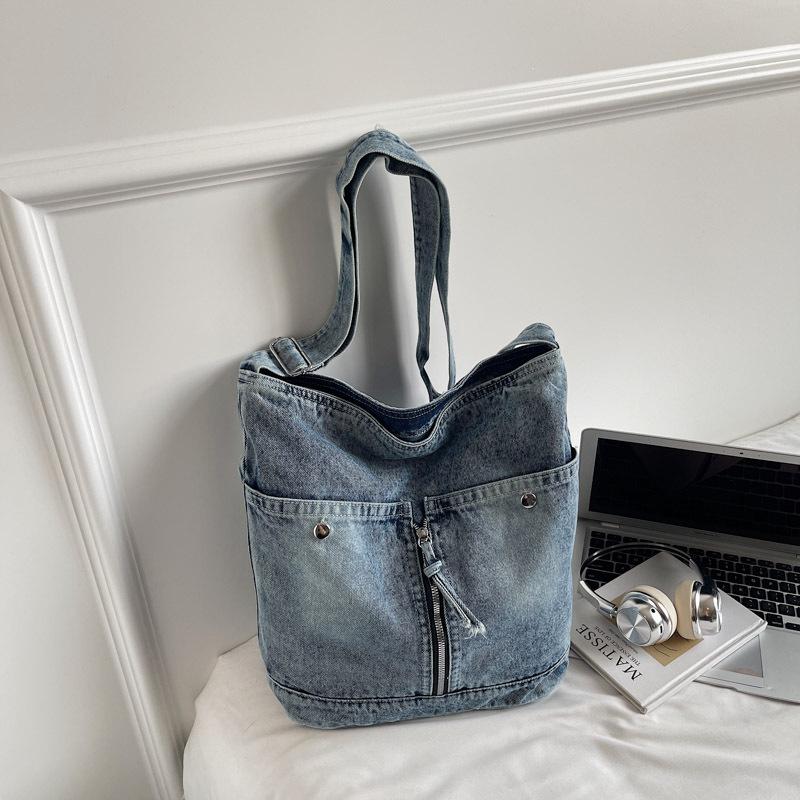 

2025 ретро простая текстура большая вместимость сумка-ведро осень и зима новая сумка повседневная женская на плечо мессенджер джинсовый синий
