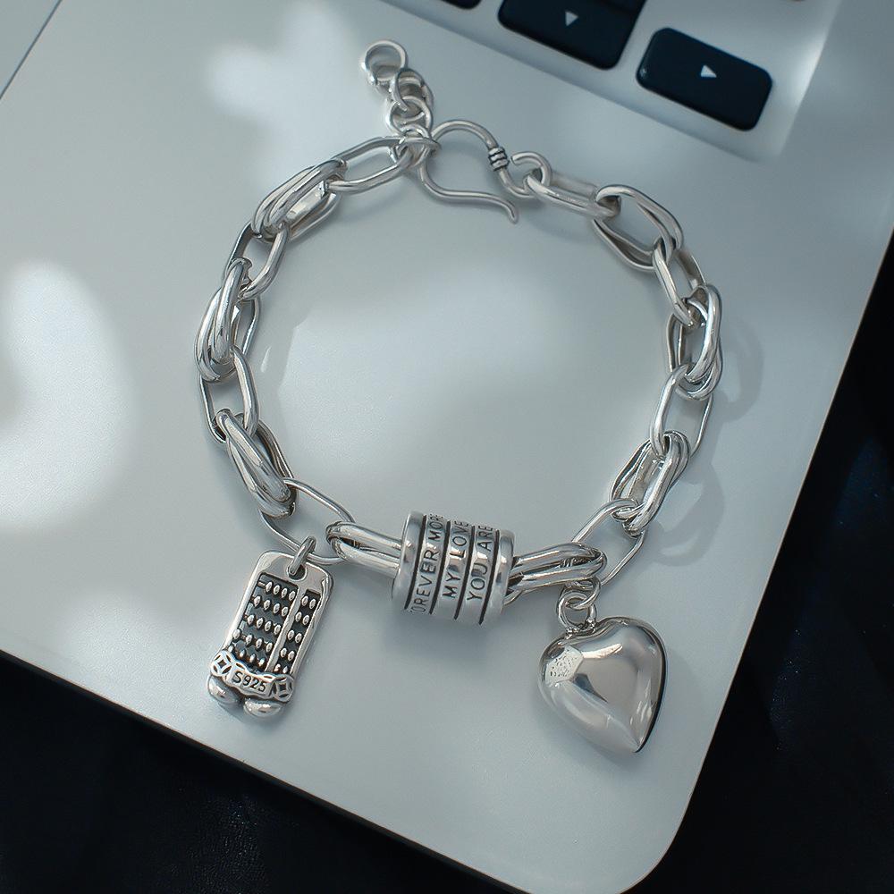 Fashionable Retro Bear Diamond Bracelet - Women's Unique High-End Charm