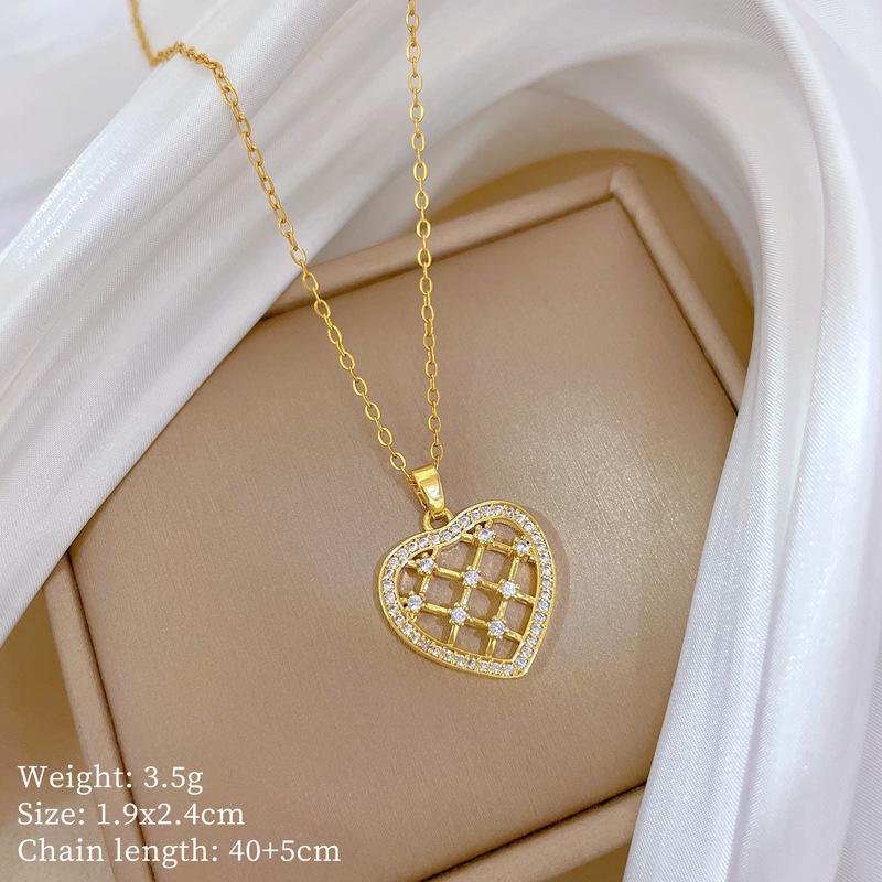 Copper Micro-Inlaid Love Fashion Light Luxury Temperament Gorgeous Full Diamond Necklace Female Versatile Collarbone Chain Titanium Steel