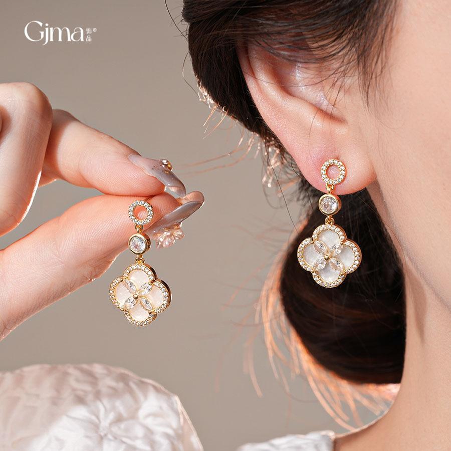 Zircon Fritillary four-leaf flower stud earrings temperament elegant exquisite versatile earrings women