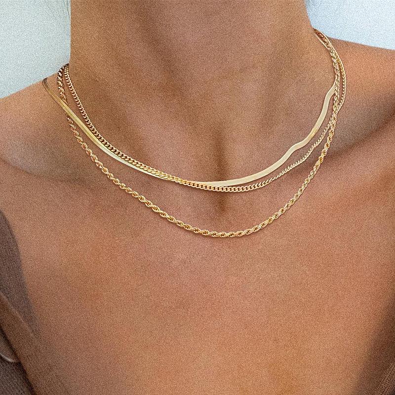 Punk Style Metal Chain Necklace Set with Snake Bone Design