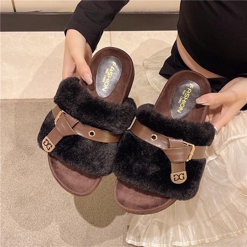 

Премиальные красивые тапочки из овечьей шерсти женские уличные на платформе 2025 новый осенне-зимний супер огонь модные женские шлепанцы 42 чёрный