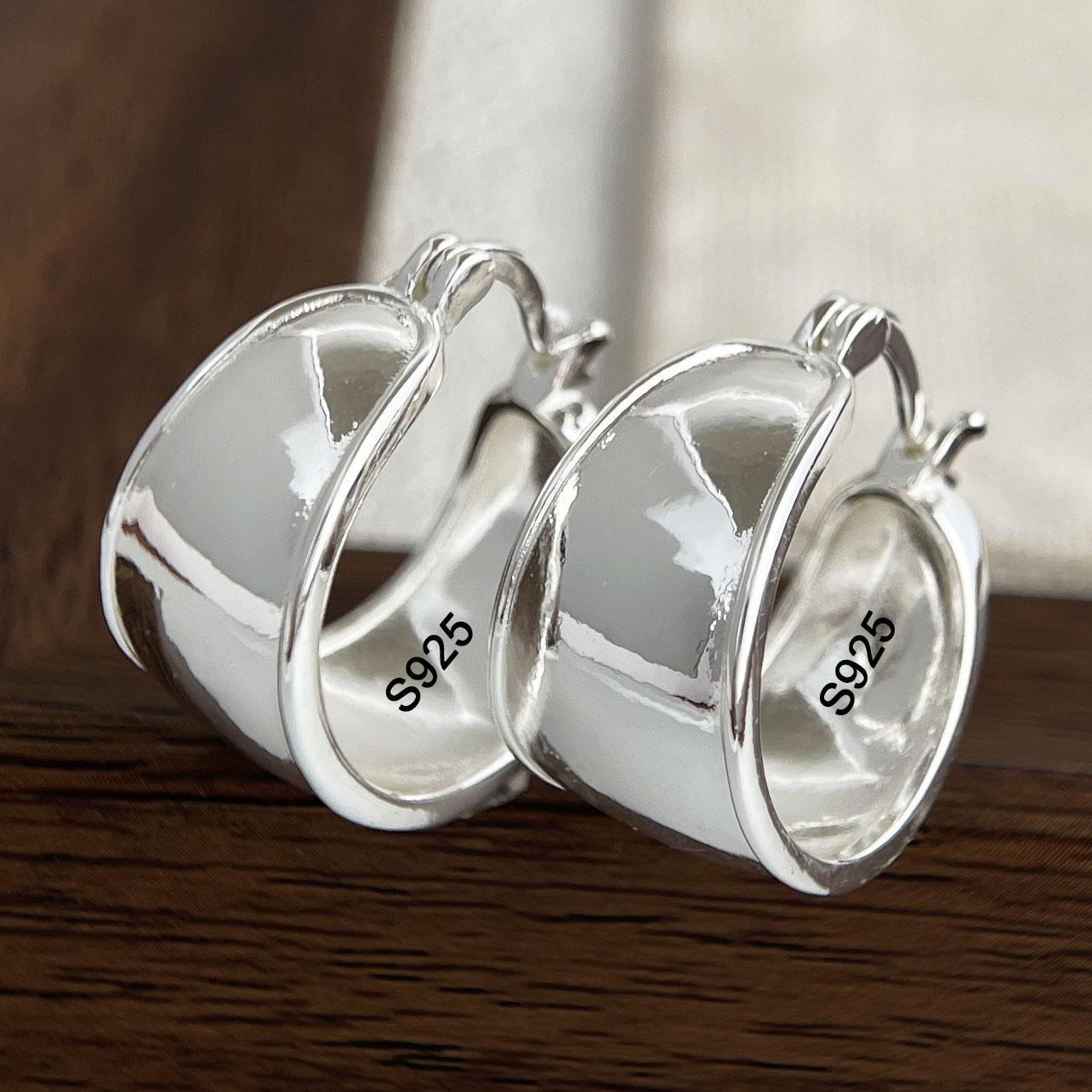 

925 Sterling Silver Vintage Earrings For Women Trendy Wide Smooth Earring Jewelry Prevent Allergy Party Accessories Gift