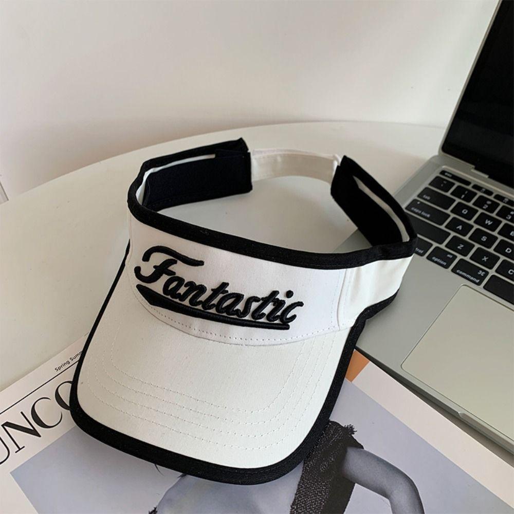 

Бейсболка Солнцезащитная Кепка с Открытым Верхом Защита от УФ-лучей Кепка с Козырьком Спортивная Кепка для Отдыха на Открытом Воздухе белый