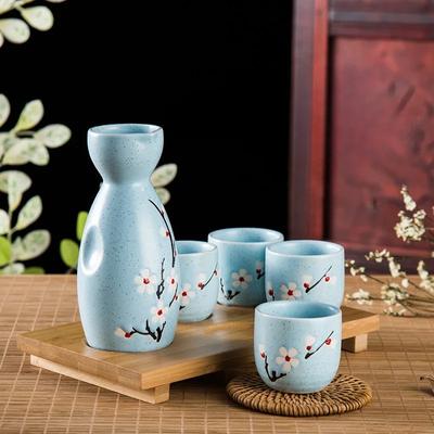 Japanischer Sake-Topf, Weingläser, handbemalte Sake-Utensilien im japanischen Stil, Vier-Tassen-Set, Keramik-Weingeschirr und Tassen