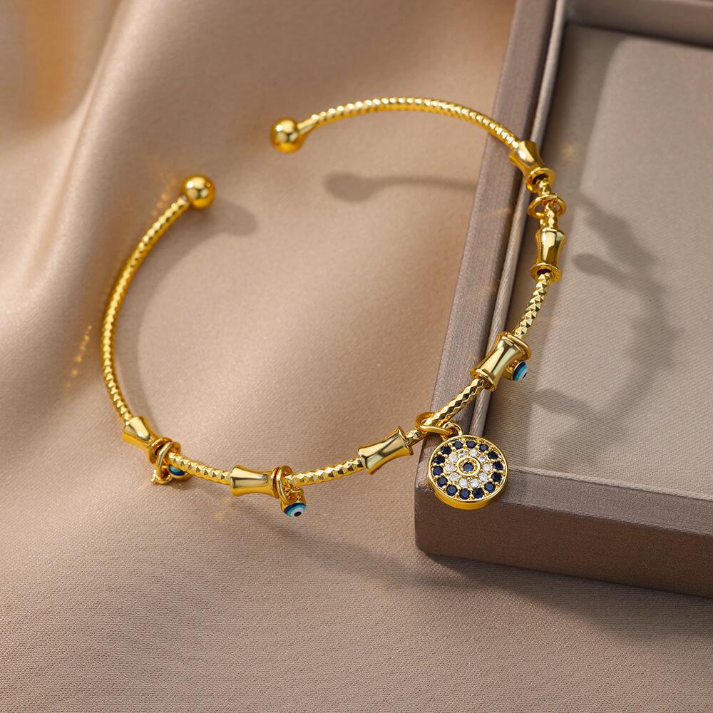 18K Gold Geometric Blue-Eyed Evil Eye Bracelet - Colorful and Versatile.