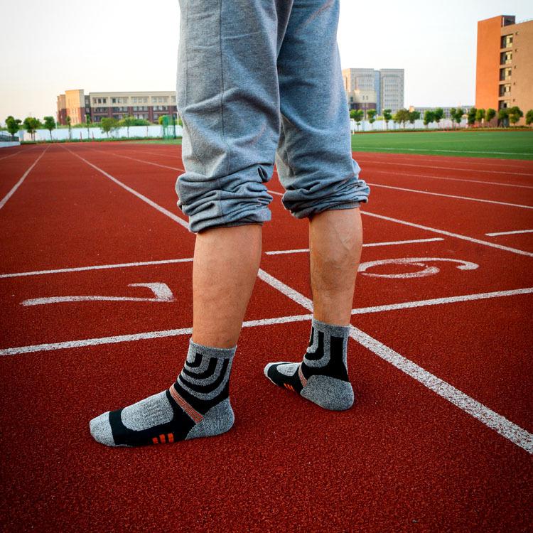 Winter  Women Thicken Thermal Wool Cashmere Snow Socks Seamless Terry Boots Floor Sleeping Socks for Mens EU 39-44