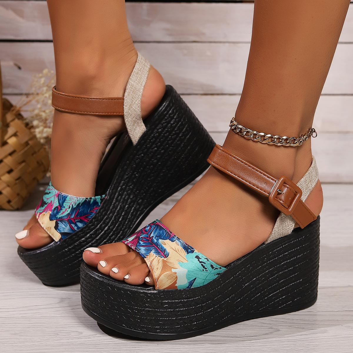 

Обувь для женщин 2024 года, высококачественные женские сандалии с пряжкой на ремне, модные повседневные сандалии с принтом, женские новые сандалии на платформе с круглым носком 43