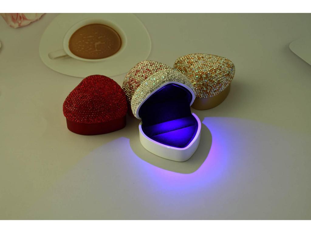 Luxury Diamond-Studded Heart LED Jewelry Pendant Box for Necklace, Earrings, or Ring