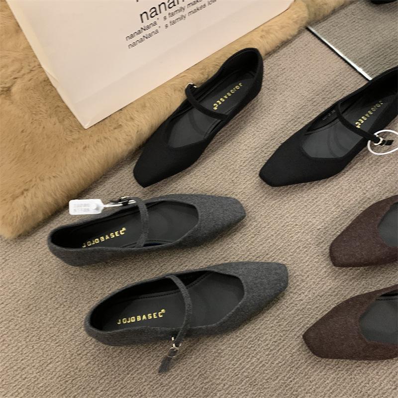 Corduroy woolen low-heeled Mary Jane shoes 2025 autumn and winter new female cute delicate square head light mouth wedge heel single shoes