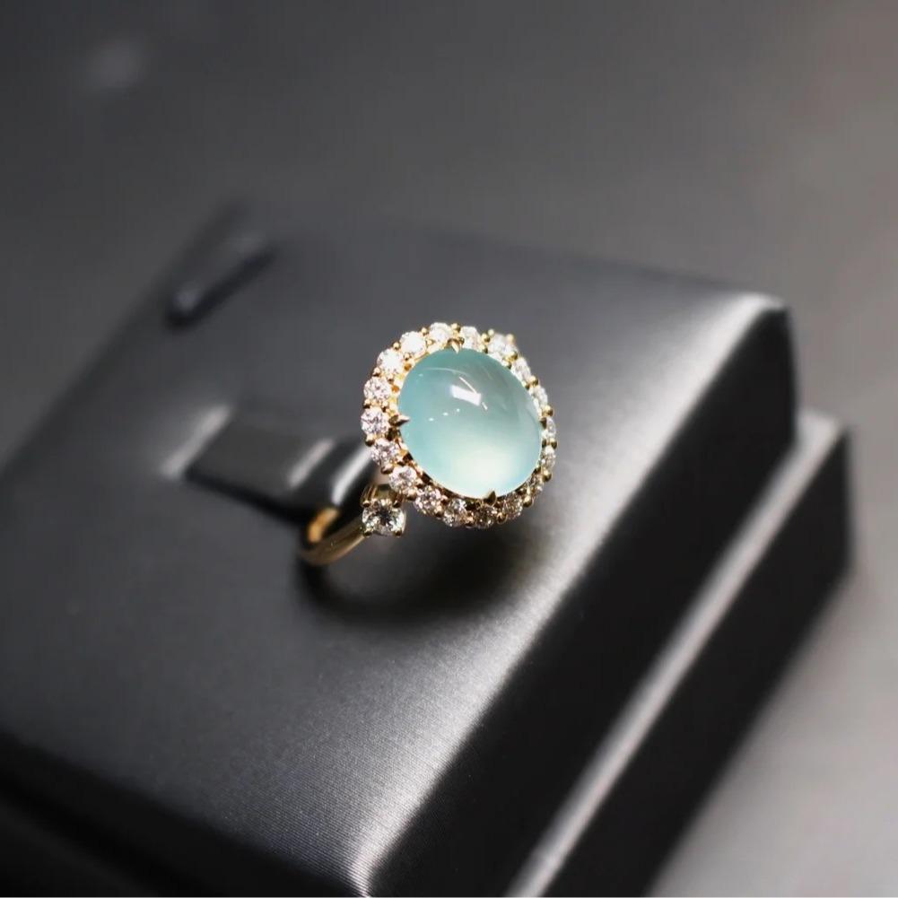 Elegant Women's Chinese Style Open Ring with Large Oval Chalcedony Inlay