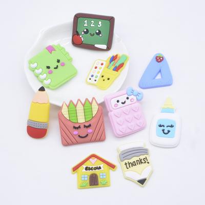 10 Piezas NUEVO Papelería de Simulación Escolar Goma Blanda Cabujón Flatback Álbum de Recortes Lindo DIY Pinzas para el Cabello Adornos Accesorios
