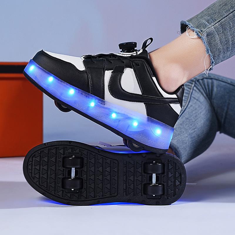 Burst runaway shoes four-wheel skating boys luminous two-wheel pulley children colorful