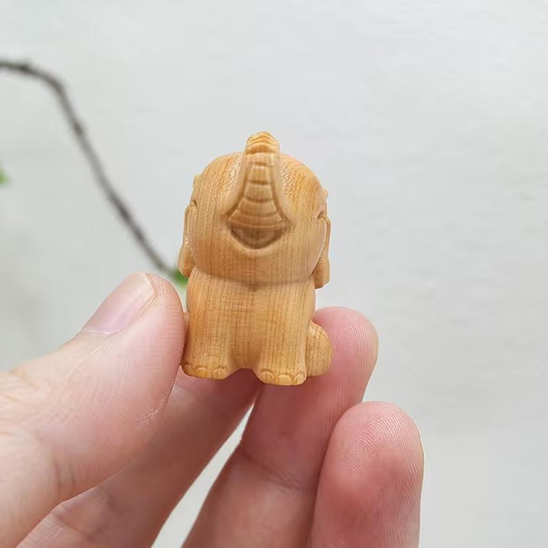 1Pc Hand-Carved Wooden Elephant Figurines Cute Elephant Statue Decorative Ornament Home Desktop Decor Car Decoration