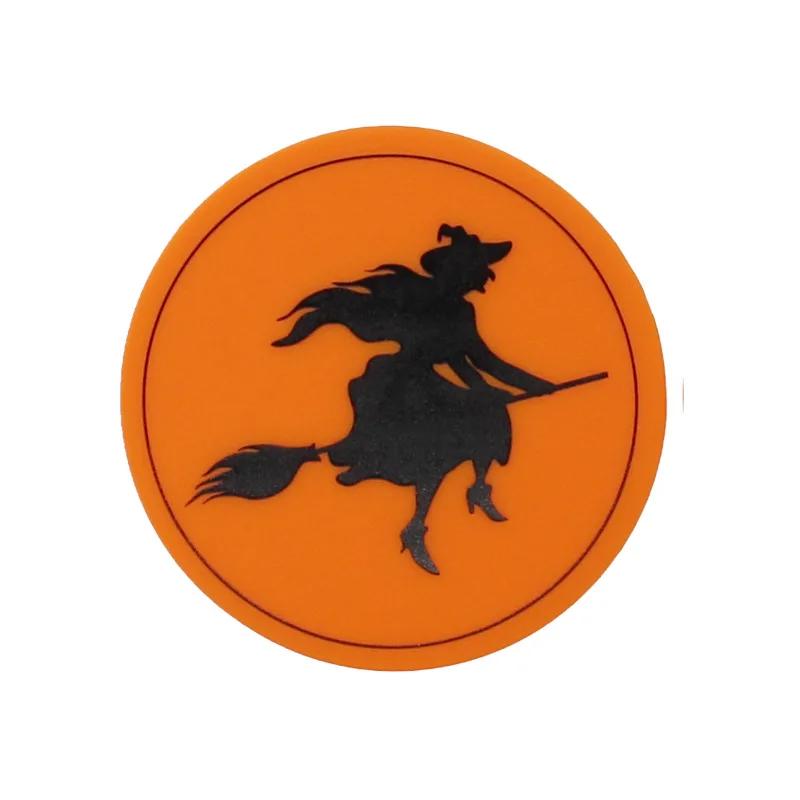 

Хэллоуин Силиконовые подставки Оранжевые Креативные Летучая мышь Ведьма Тыква Подставка Настольный Нескользящий Теплоизоляционный Коврик Кухонные принадлежности