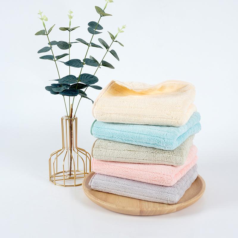 Korallenfleece-Handtuch großes Set Mutter-Kind-Handtuch Erwachsenen-Paar Heimgebrauch täglich weich und bequem Wasseraufnahme