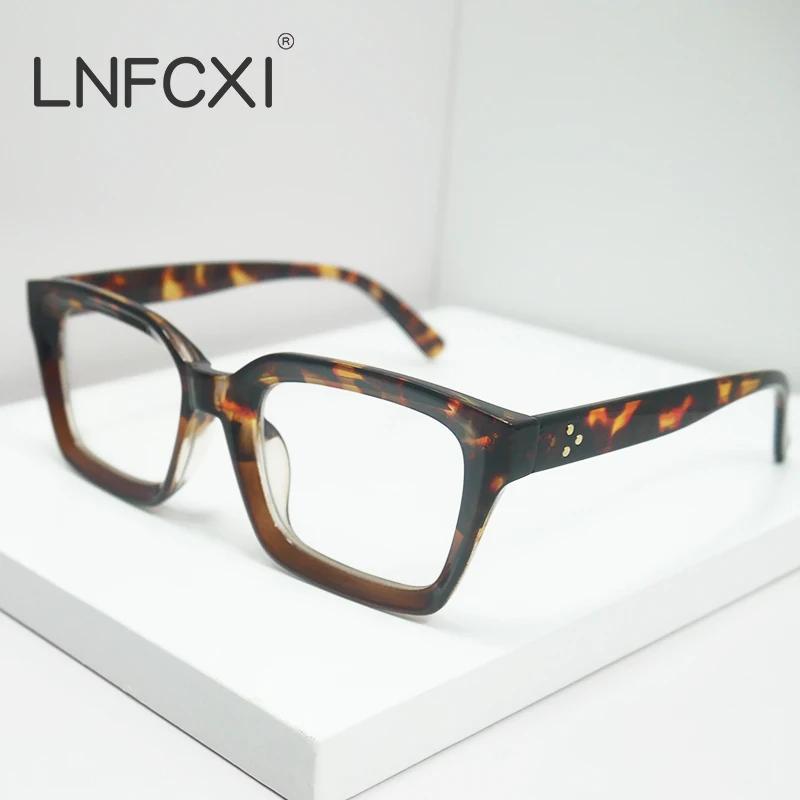 Quality Anti-Blue Light Retro Rivets Square Women Glasses Frames Fashion Optical Eyeglasses Frame Men