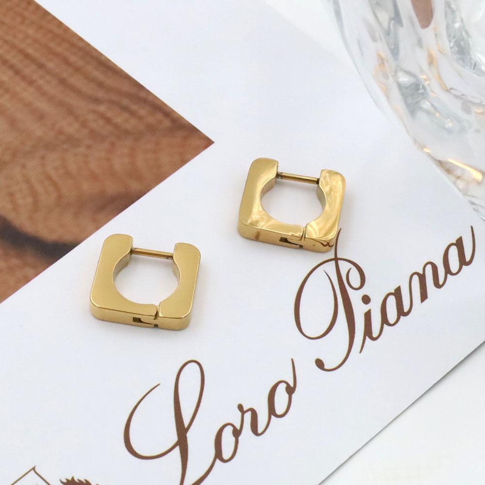 Specially For 18K Square Smooth Titanium Steel Earrings That Do Not Fade, Fashionable Ear Jewelry, High-End Niche