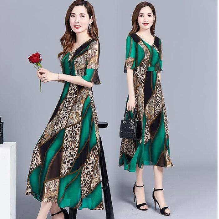 

Large size women s dress summer new fat MM temperament mother medium and long ethnic style printed dress 3XL