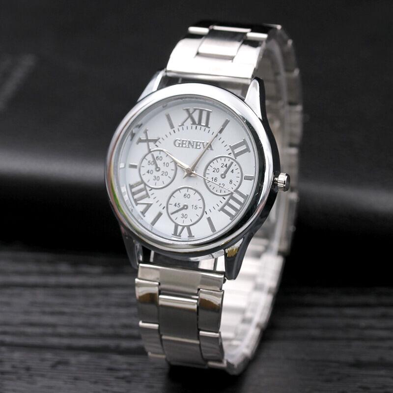 

New Fashion Women Alloy Watch Leisure Ladies Quartz Wristwatch Exquisite Silver case + White dail