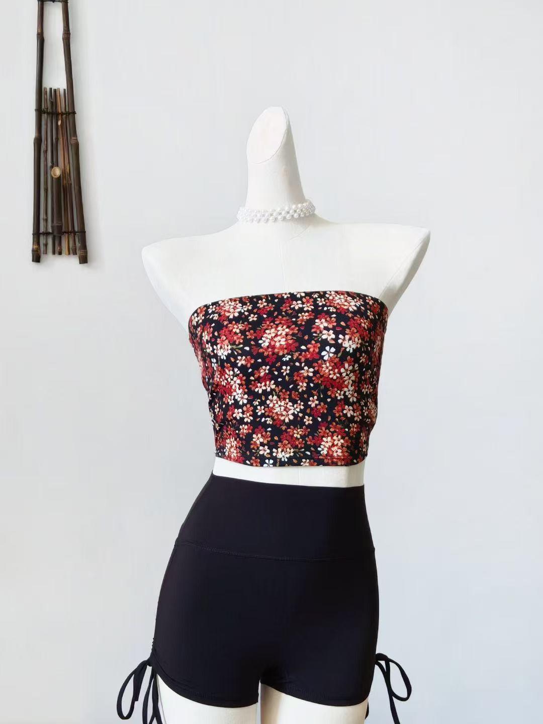 

Retro American-Style Strapless Summer Top with Chest Pads – Dopamine Fit Small