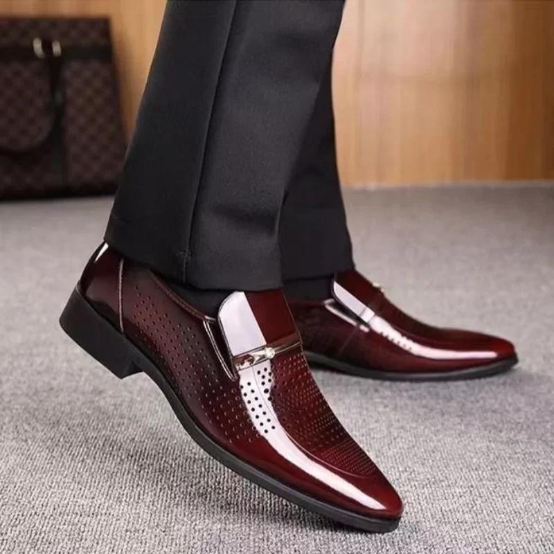 Men's Formal Shoes Patent Leather Official Bright Upper Social Shoe Male Office Footwear Low Price Elegant and Classic 39 Black