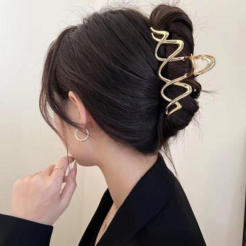 Fashion Wave metal large grab clip simple back hair clip 2025 new light luxury shark clip temperament hair accessory