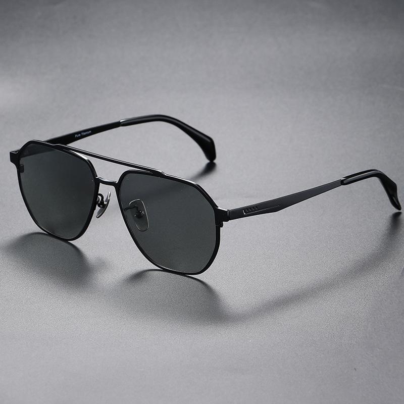 

Мужские модные титановые солнцезащитные очки 50002 с двойной линзой ночного видения, защитой от УФ-лучей и изменяющие цвет