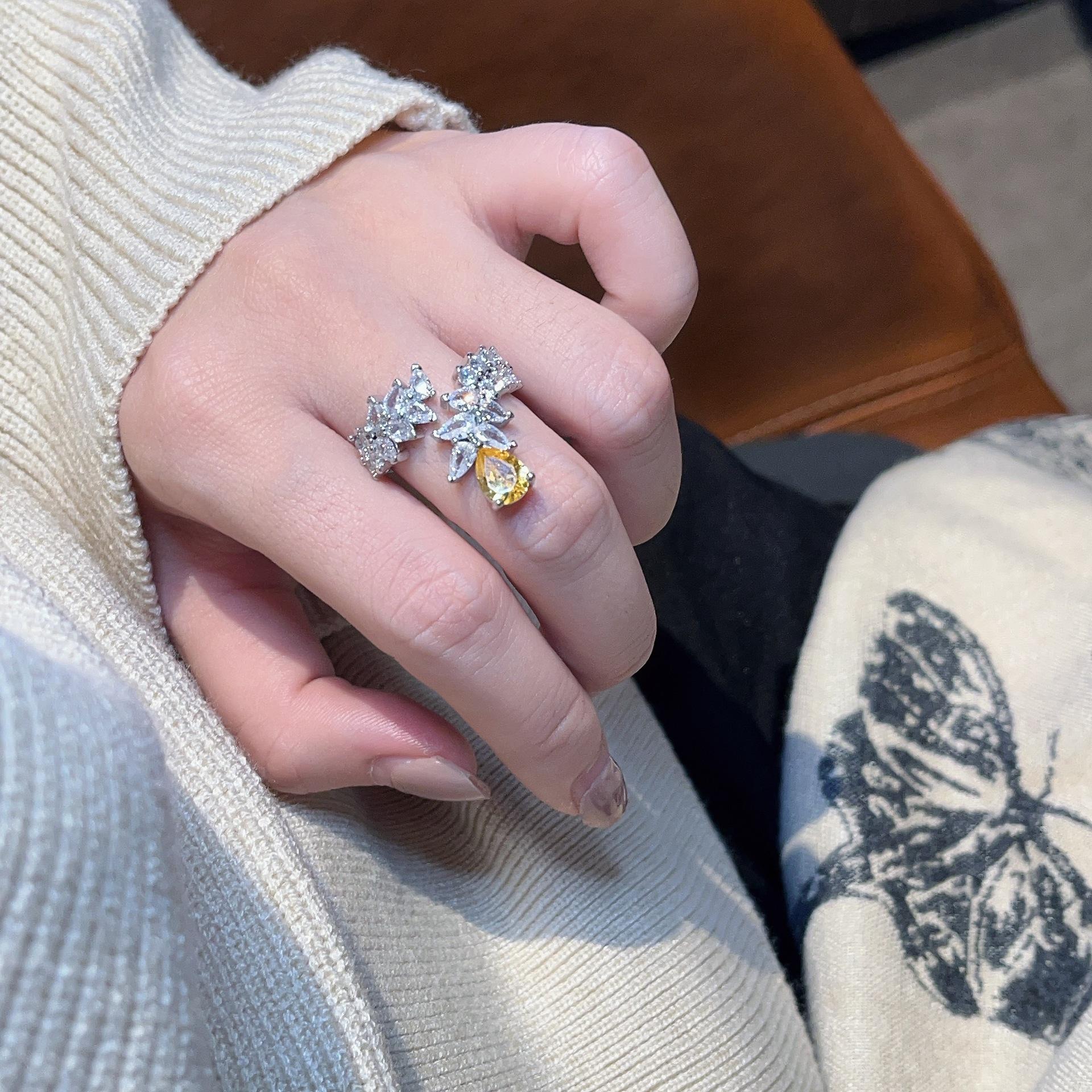 

French Whitening Modified Hand Type Tengman Yellow Diamond Ring Temperament Noble Full Diamond Opening Adjustment Design Opening adjustable