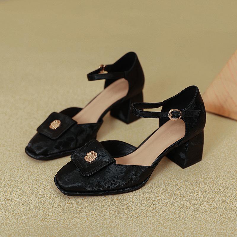 Baotou sandals women's new silver one-word buckle with square head high heels thick heel hollow single shoes