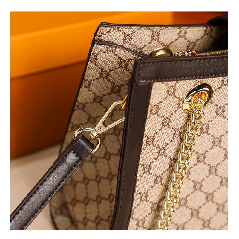 2023 Trendy Fashion Atmospheric Shoulder Bag Large Capacity Versatile Chain Bag Cross-body Carry-on Women's Big Bag