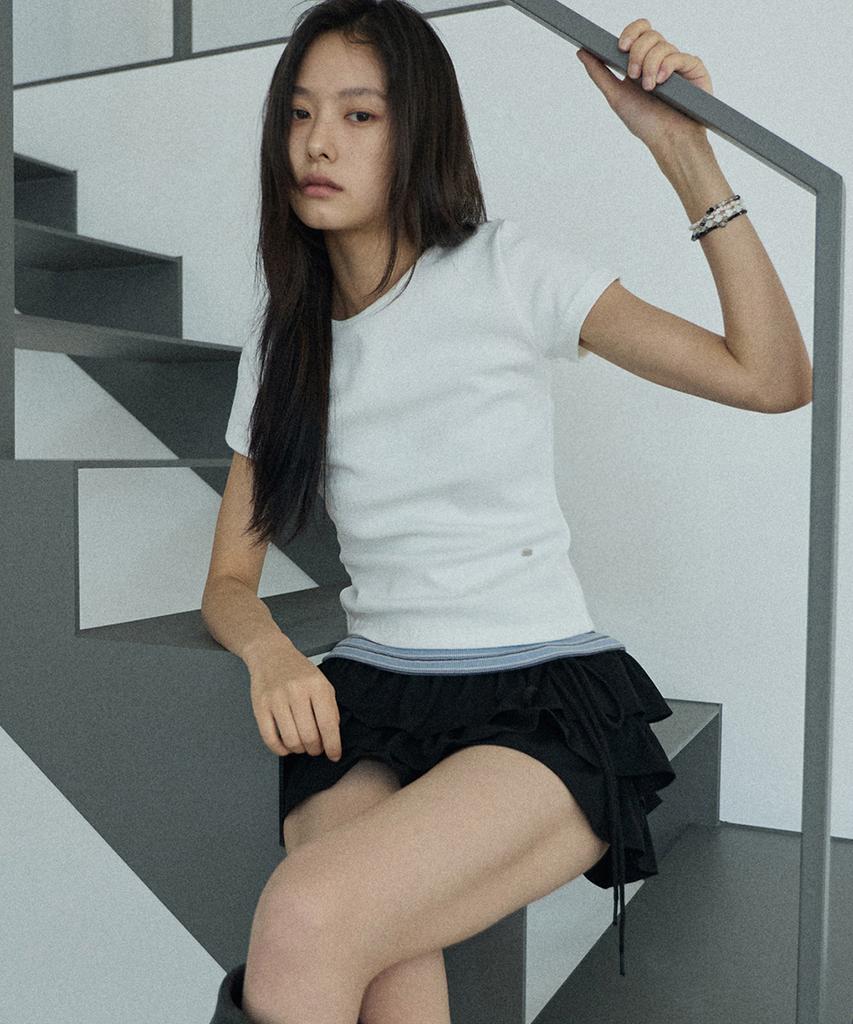 Lense Back Button Slit Tee White