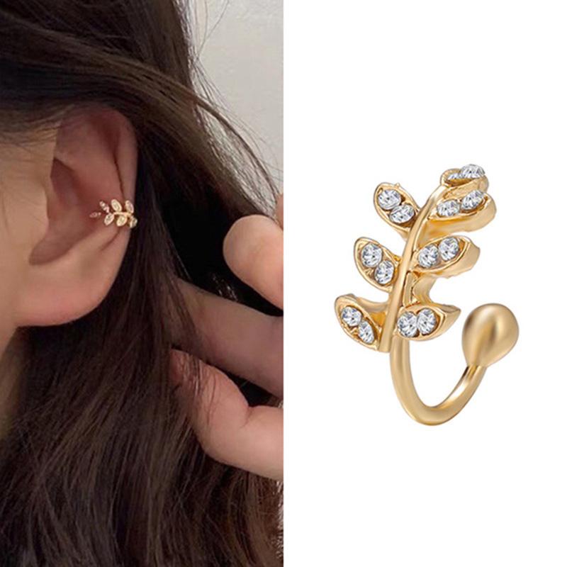 Fashion Pearl Twist Chain Tassel Clip Earrings for Women Unisex Minimalist Fake Piercing Earbone Ear Cuff Jewelry Gifts