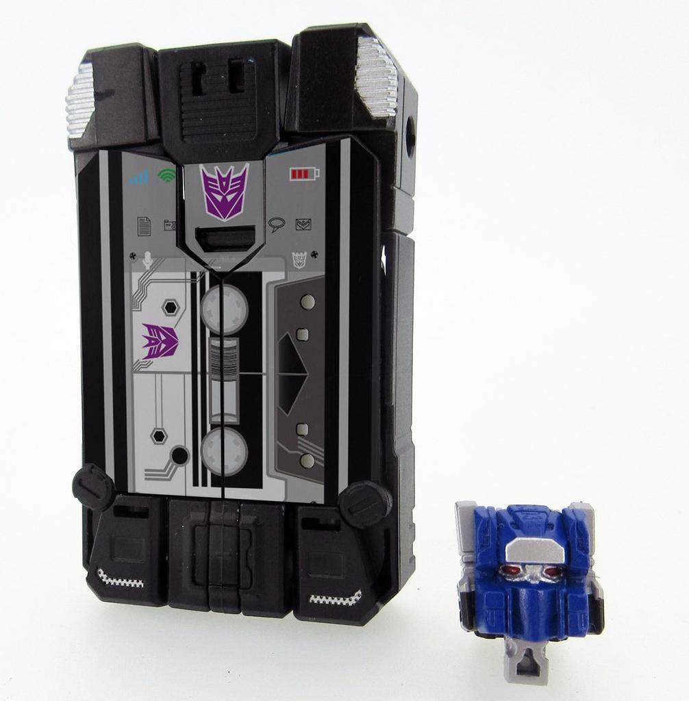 Transformers Legends LG37 Jaguar Bullhorn &