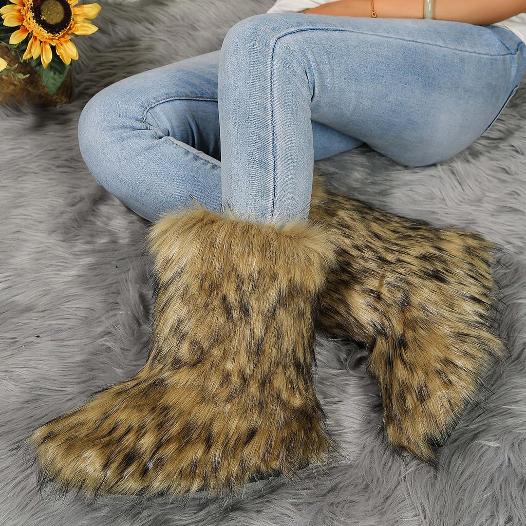 New Winter Fur Onepiece Raccoon Fur Female Snow Boots Fur Shoes Outdoor Mid Leg Boots