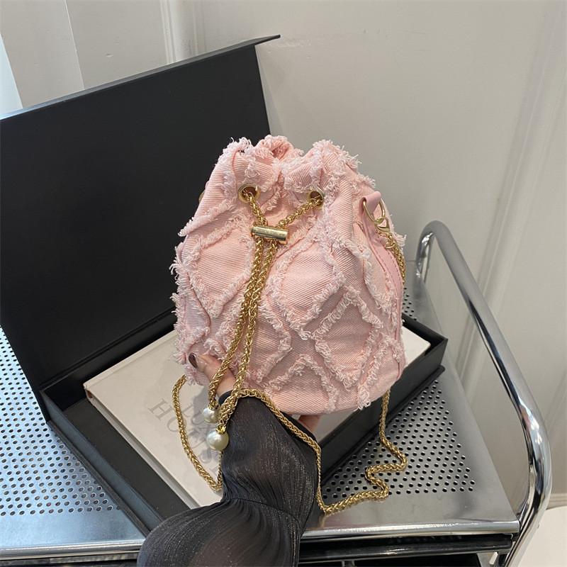 Elegant Black And Pink Canvas Bucket Bag For Women With Chain Shoulder Strap For Trendy Casual Wear